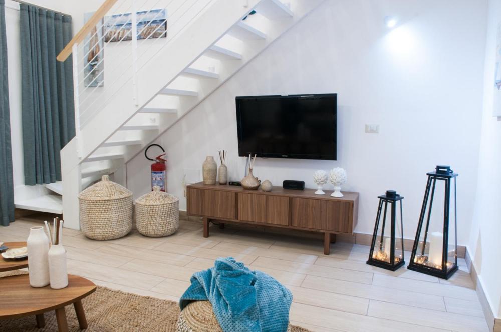 דירות סירקוזה Loft Del Teatro מראה חיצוני תמונה